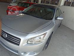 Nissan Maxima